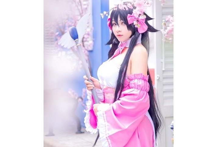 アニメ『ネトゲ嫁』より、玉置亜子（アコ）のコスプレ特集