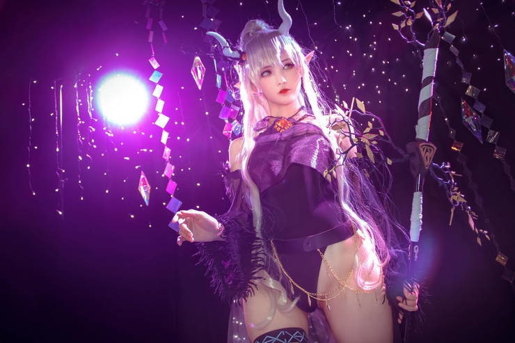 『アークナイツ』アーミヤ、シャイニング、早露などコスプレ特集