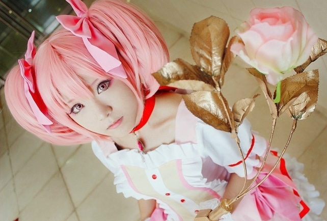 『魔法少女まどか☆マギカ』鹿目まどか・巴マミらの麗しいコスプレ特集