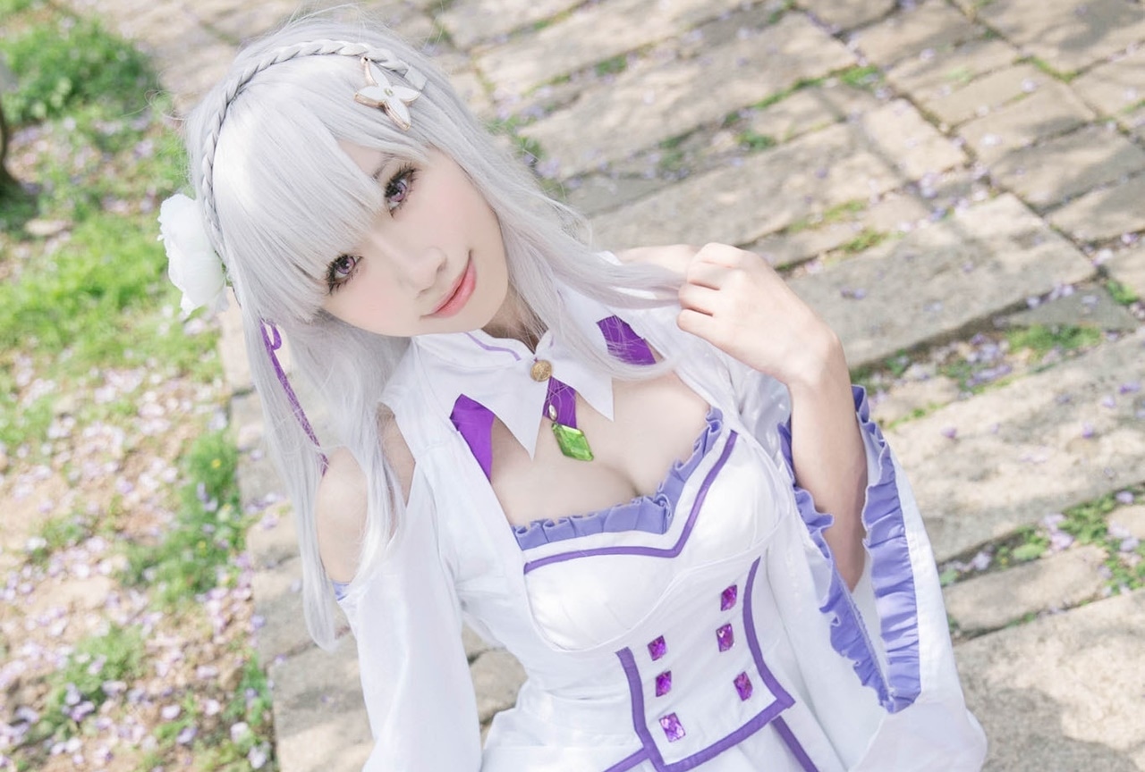 『リゼロ』ヒロイン・エミリアの美しいコスプレ写真を特集