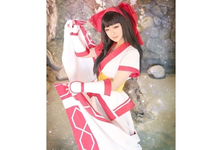 『サムライスピリッツ』ナコルルのコスプレ写真をご堪能ください