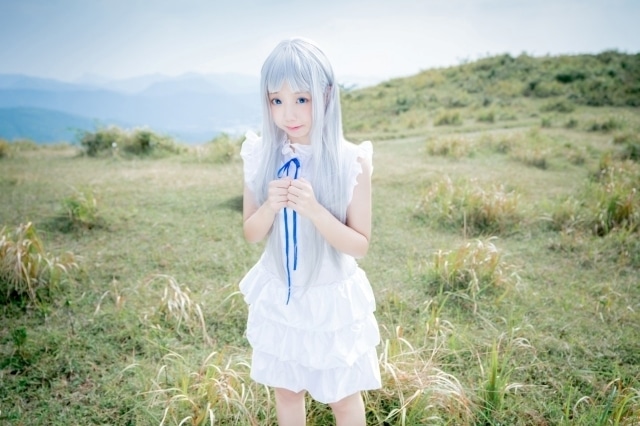 本間芽衣子、立華かなで、エミリアなど銀髪キャラのコスプレ特集