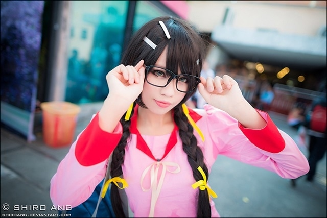 『〈物語〉シリーズ』コスプレ特集│『傷物語』キスショット、羽川翼