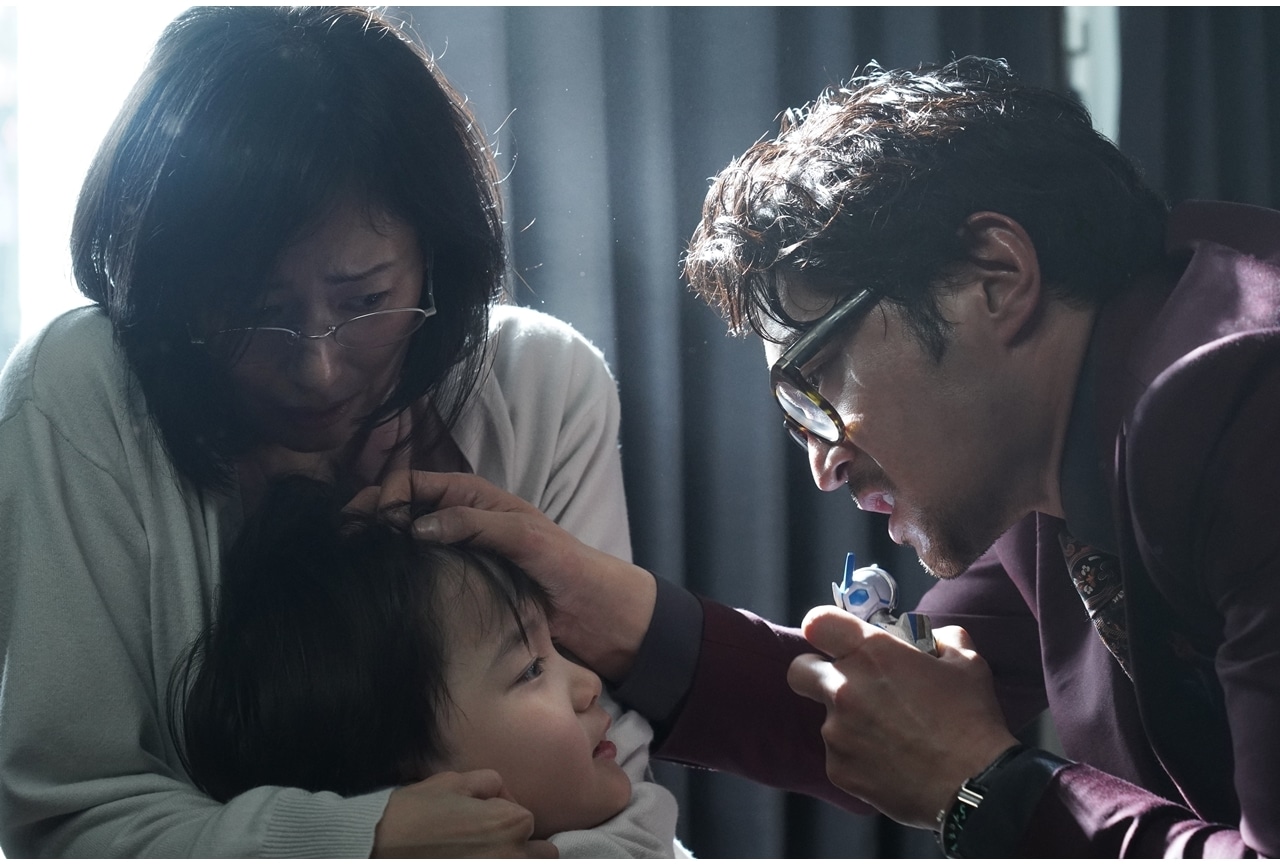 『映画 マイホームヒーロー』津田健次郎・高橋恭平(なにわ男子)らの場面写真解禁