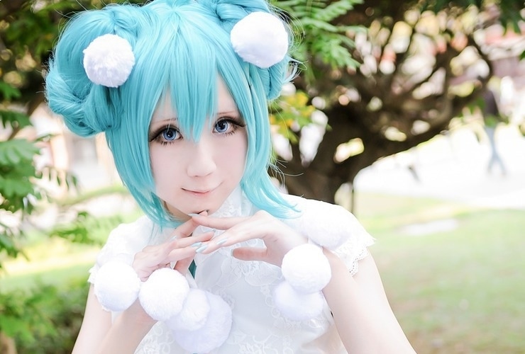 「初音ミク」に扮したコスプレイヤーさんの美麗な写真をお届け