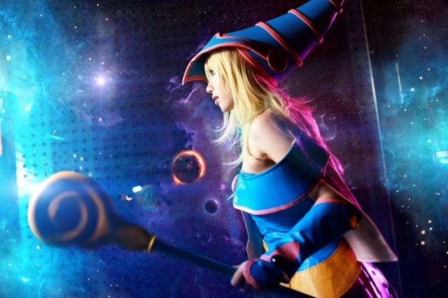 『遊☆戯☆王』ブラック・マジシャン・ガールのセクシーなコスプレ特集！