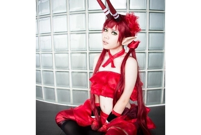 アニメ『C』真朱、Qの美麗コスプレ写真をお届け