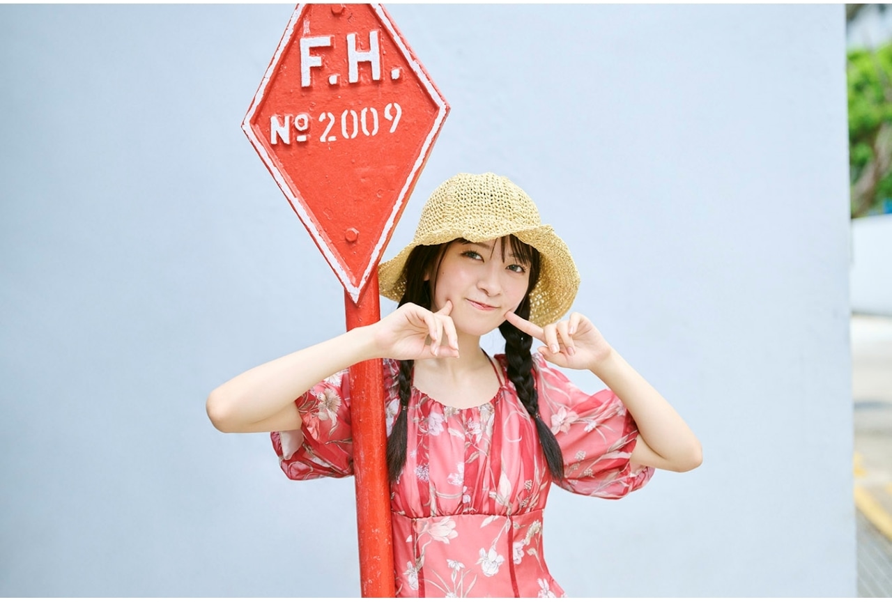 鈴原希実 1st写真集の重版が決定｜コメント＆未掲載カット解禁