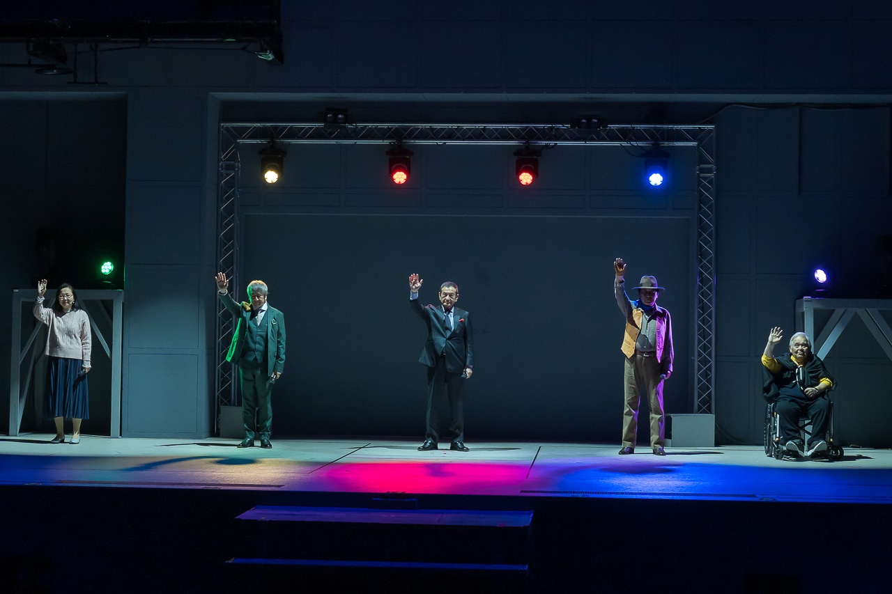 『秘密戦隊ゴレンジャー』50周年イベントレポート｜誠直也・宮内洋らが50年ぶりの再会にあふれる想いを語る