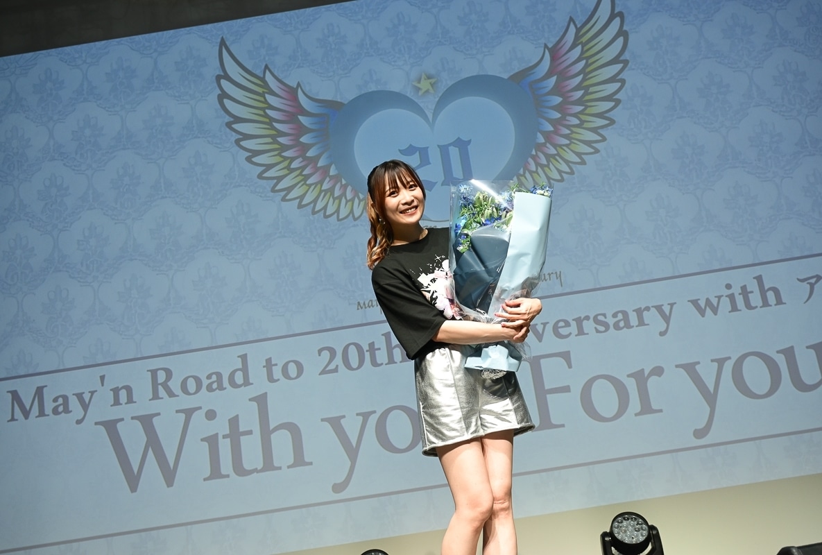 May’n 20周年前夜に“あなた”へ贈る歌と感謝｜「With you -For you-」ライブレポート