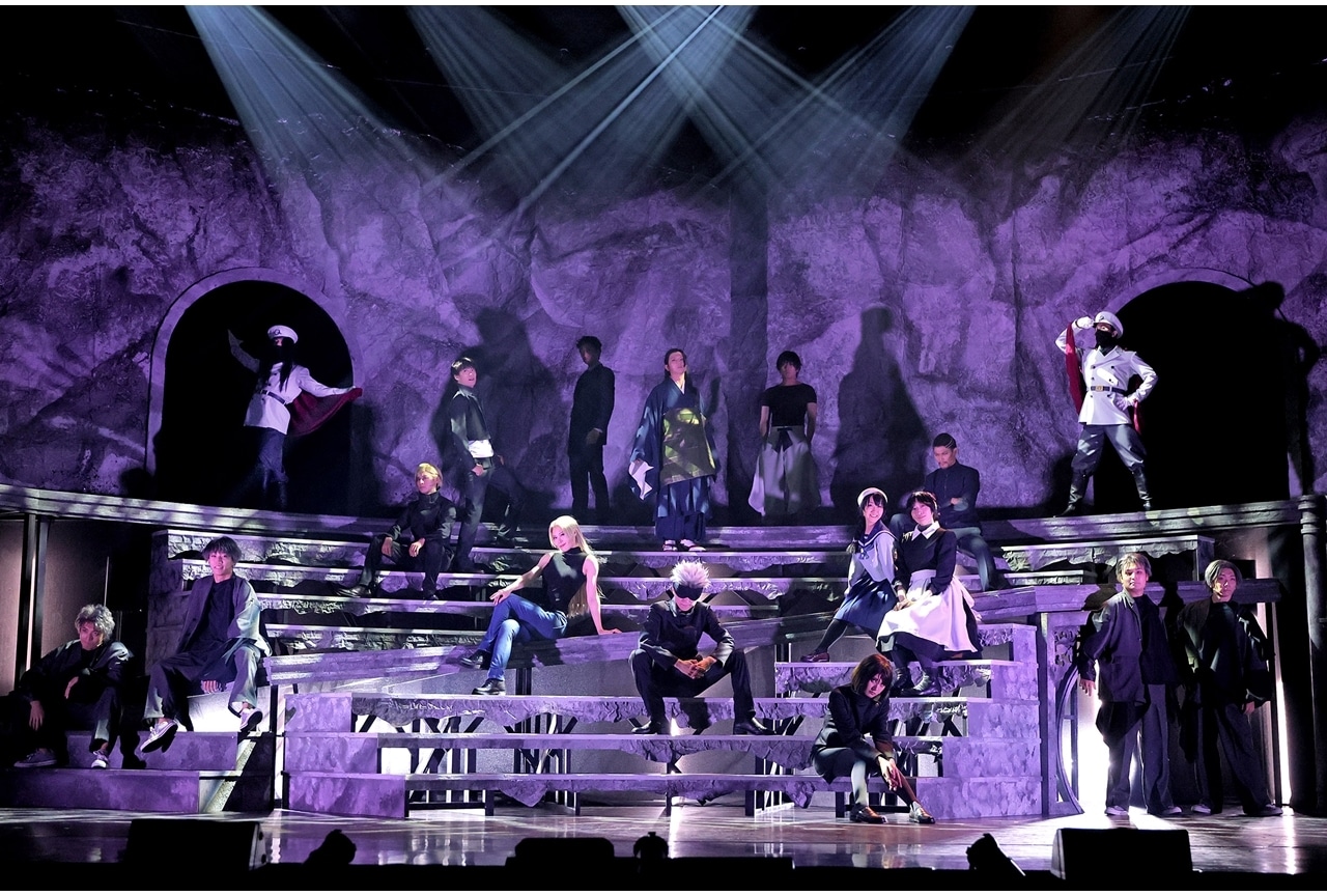 舞台「呪術廻戦」-懐玉・玉折-、キャストの開幕コメント&舞台写真到着!