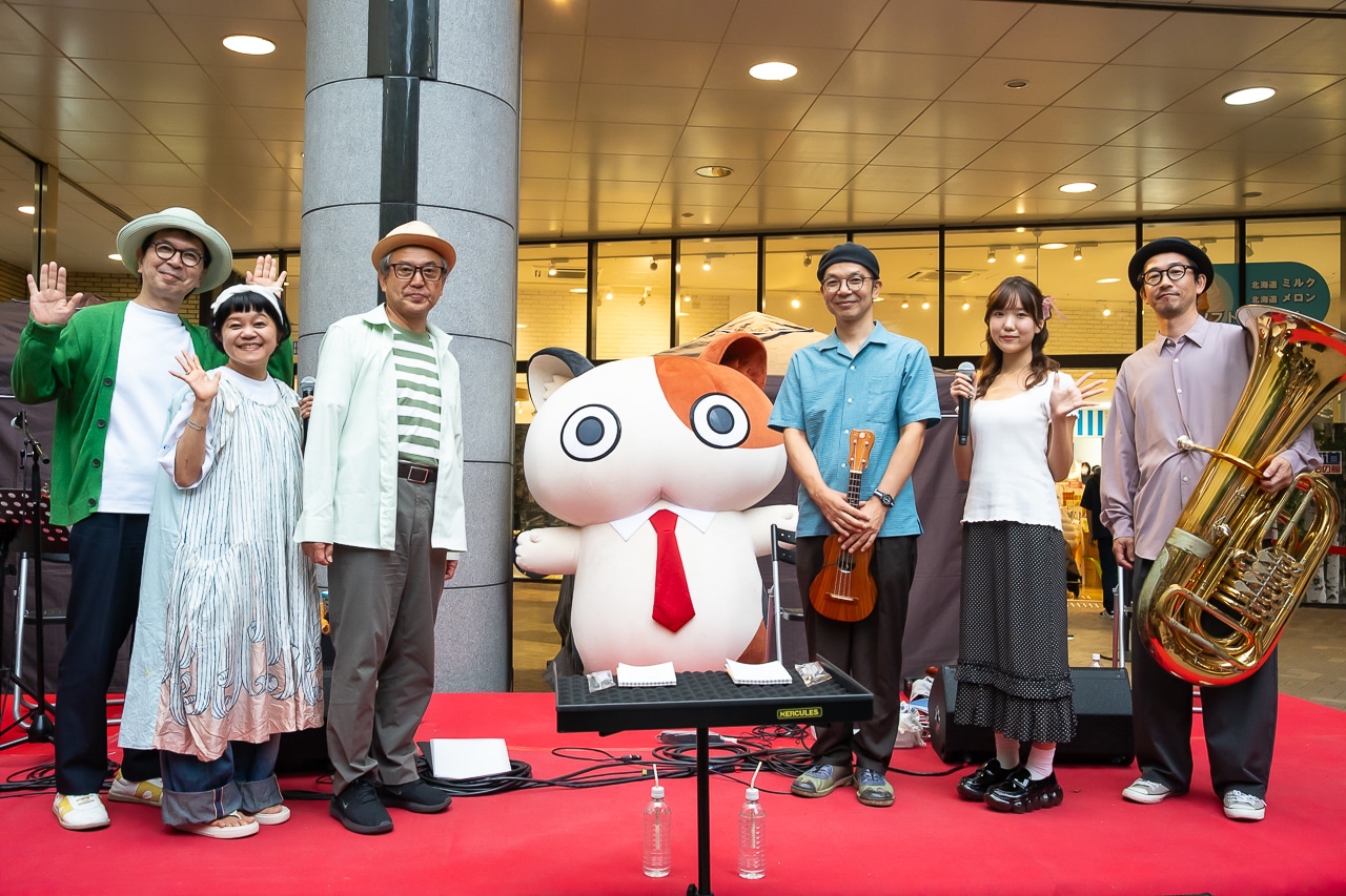 宇宙人ムームー：町田の音楽フェスでED主題歌を披露！　声優陣＆栗コーダーカルテットが登壇