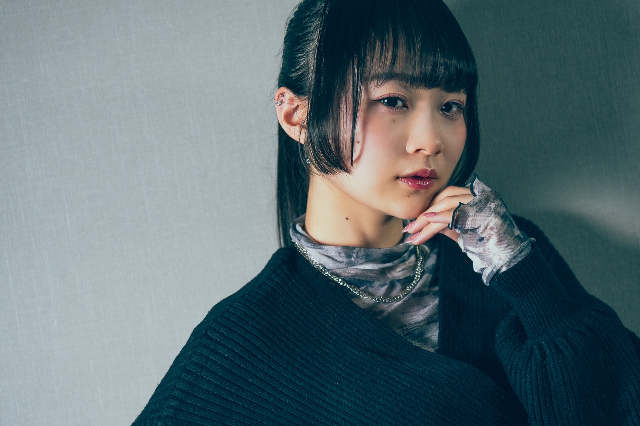 春咲暖 1st SG「リミナル」から開花する「寄り添いのアーティスト」【インタビュー】