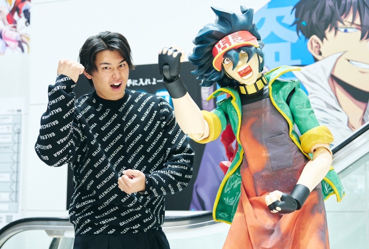 西武ライオンズ・西川愛也選手が初アニメイトで大はしゃぎ！【店舗貸切！お小遣いアニメイト】